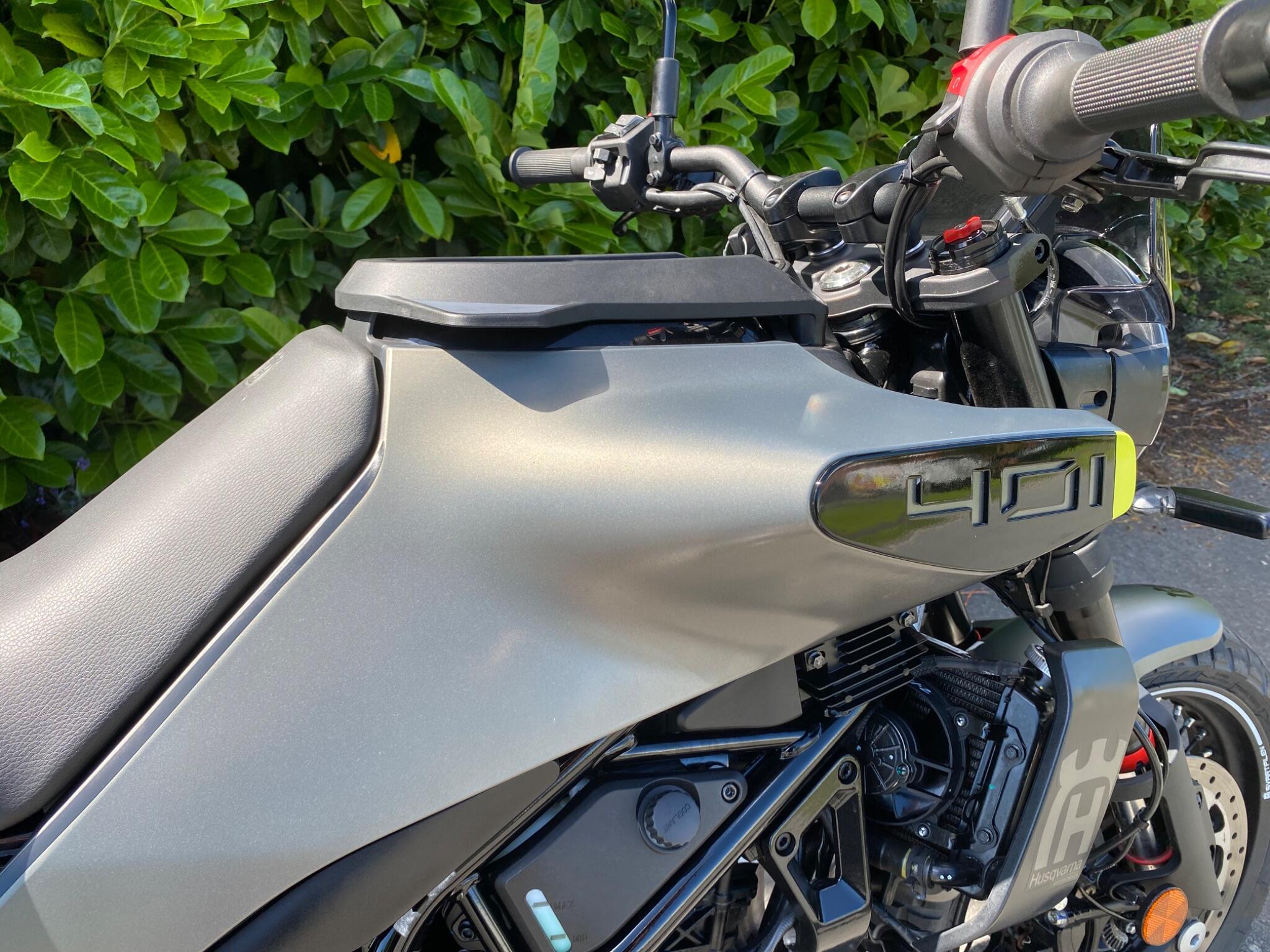 2024 24 Reg Husqvarna Svartpilen 401